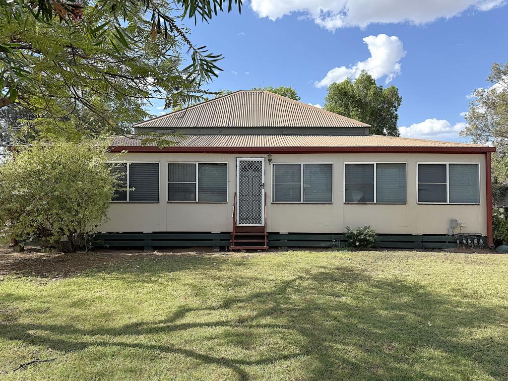 110 Yew St, Barcaldine, QLD 4725