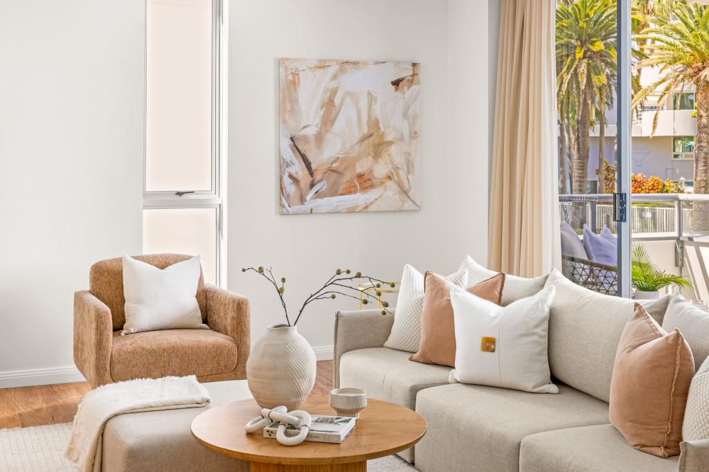 319/1 AQUA ST, SOUTHPORT, QLD 4215