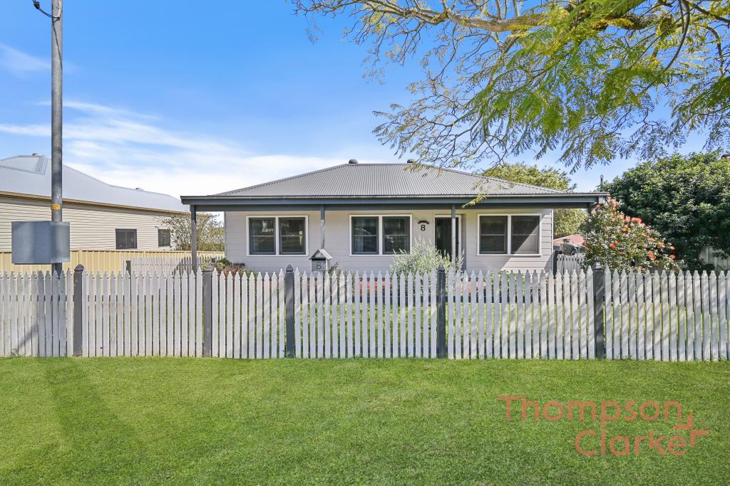 8 Lions St, Telarah, NSW 2320