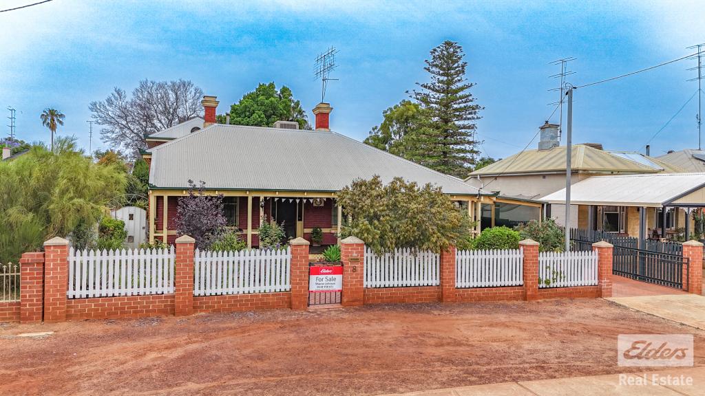 8 MAY ST, NORTHAM, WA 6401