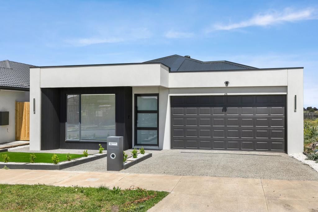 27 KENNEDIA ST, SUNBURY, VIC 3429