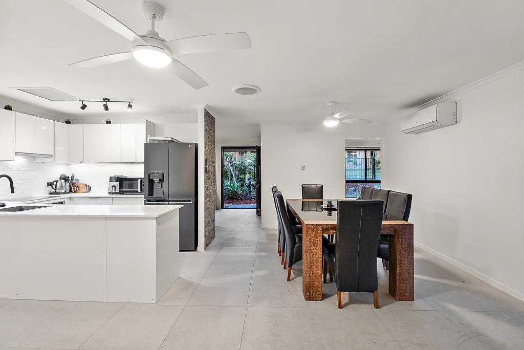 5 Sandalwood Tce, Nerang, QLD 4211