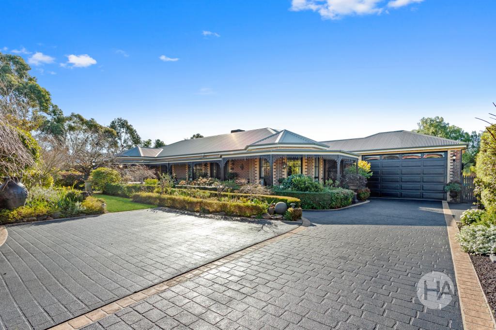 11 Eliza Pl, Somerville, VIC 3912