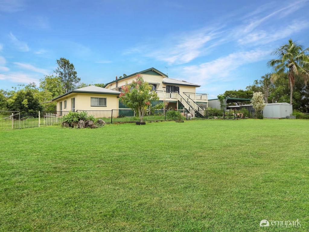 8 CAWARRAL RD, TUNGAMULL, QLD 4702