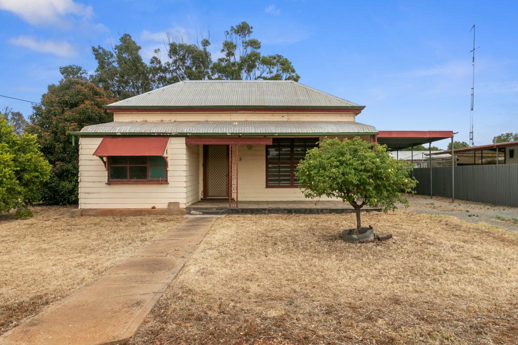 5 Sydney St, Spalding, SA 5454