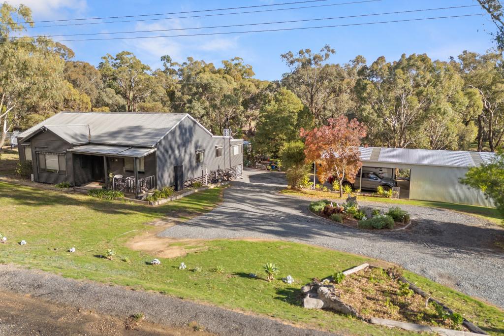 64 Bellinghams Hill Rd, Ararat, VIC 3377