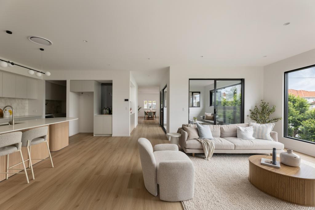 20 Burlington St, Holland Park, QLD 4121