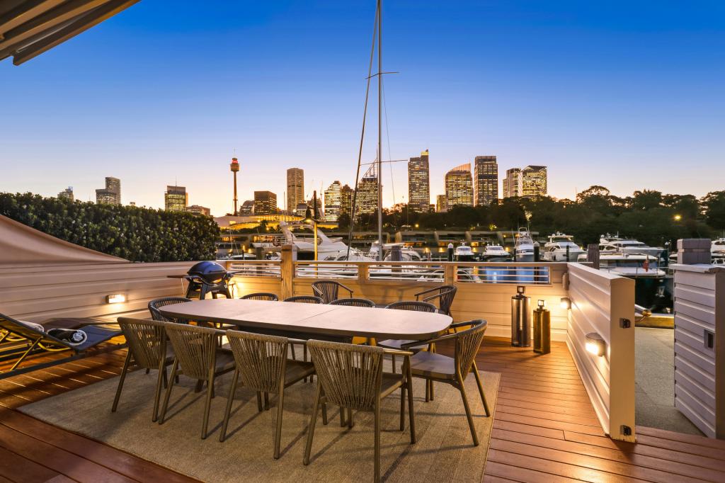 108/6 COWPER WHARF RDWY, WOOLLOOMOOLOO, NSW 2011