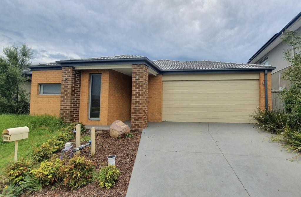 3 Elmtree Cres, Clyde North, VIC 3978