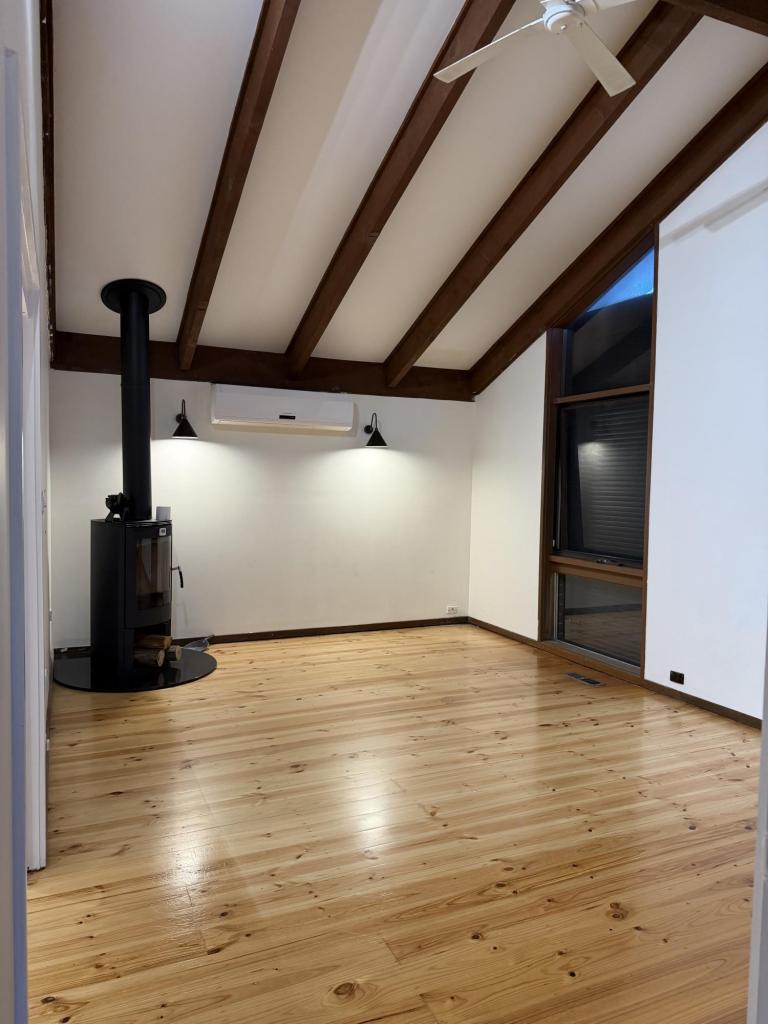 55 Dunvegan Dr, Kurunjang, VIC 3337