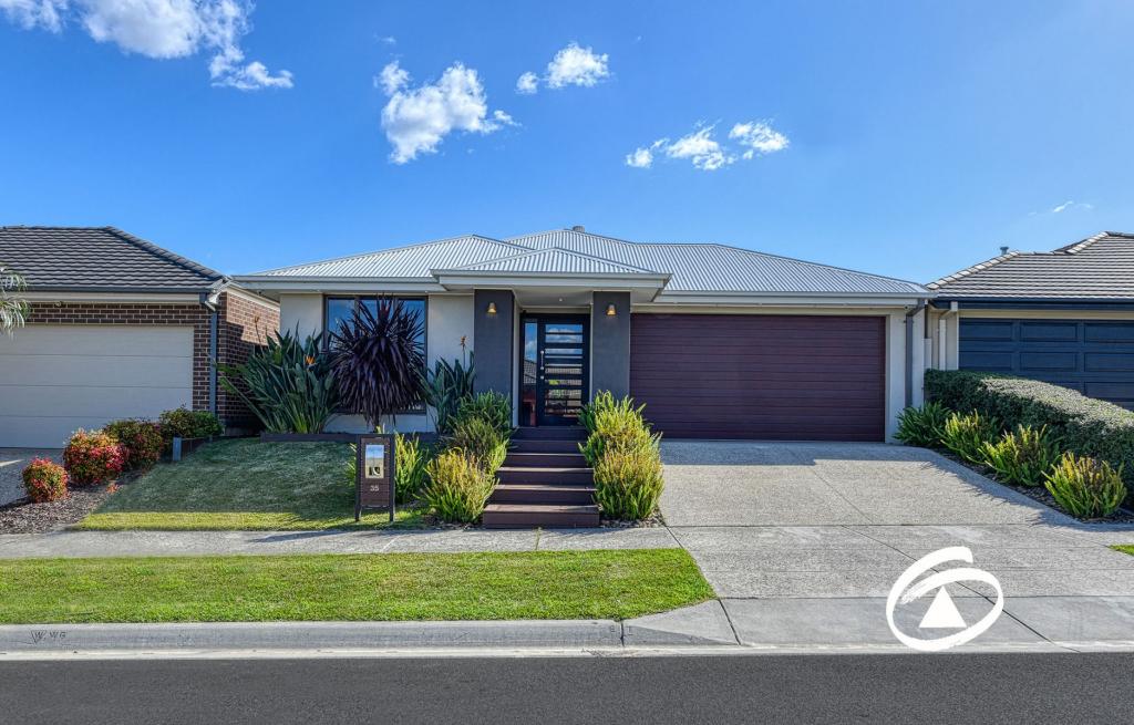 35 Penshurst Cres, Officer, VIC 3809