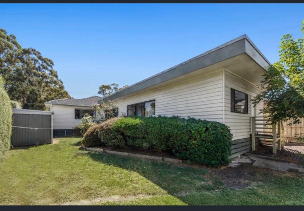 112 Elgar Rd, Box Hill South, VIC 3128