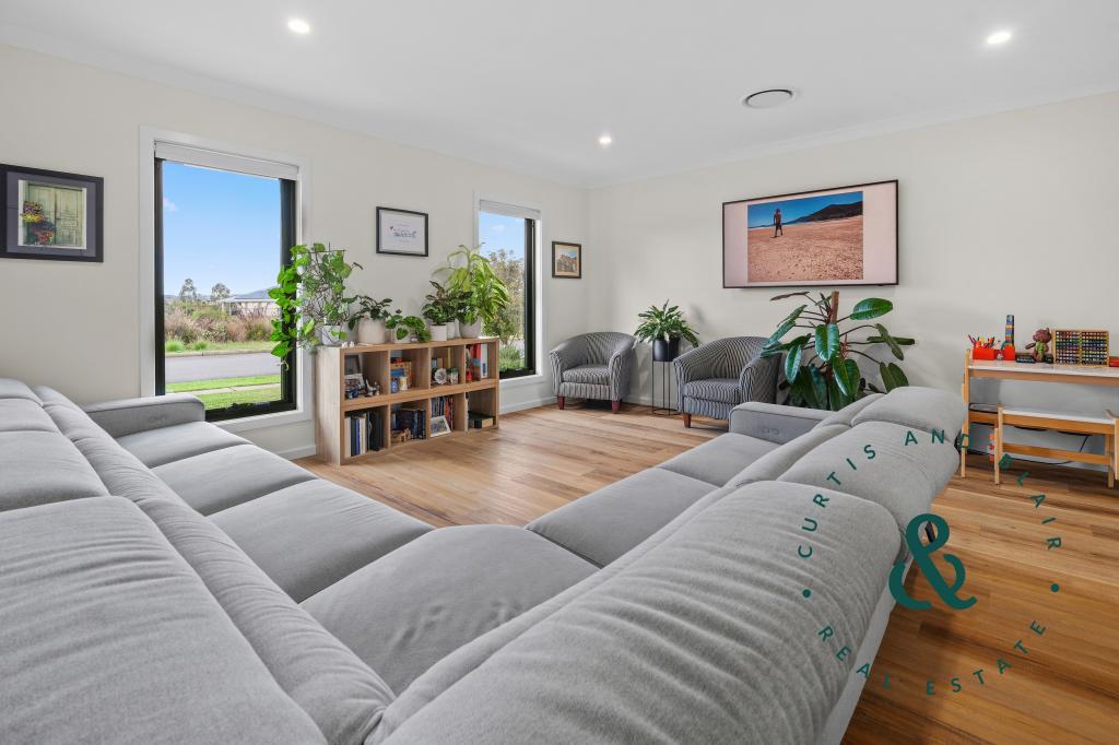 7 Yale Cres, Medowie, NSW 2318