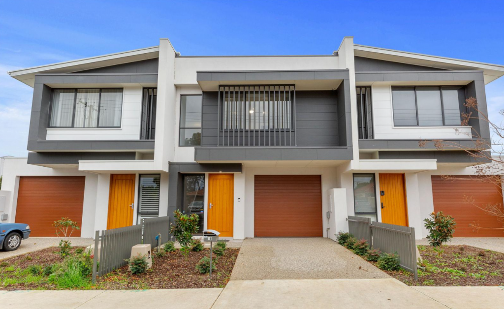 18 Peterson Ave, Mitchell Park, SA 5043