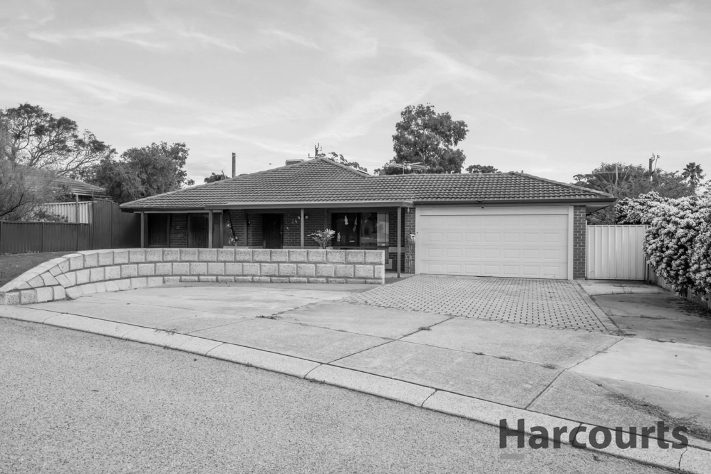 24 Garrett Cnr, Parmelia, WA 6167