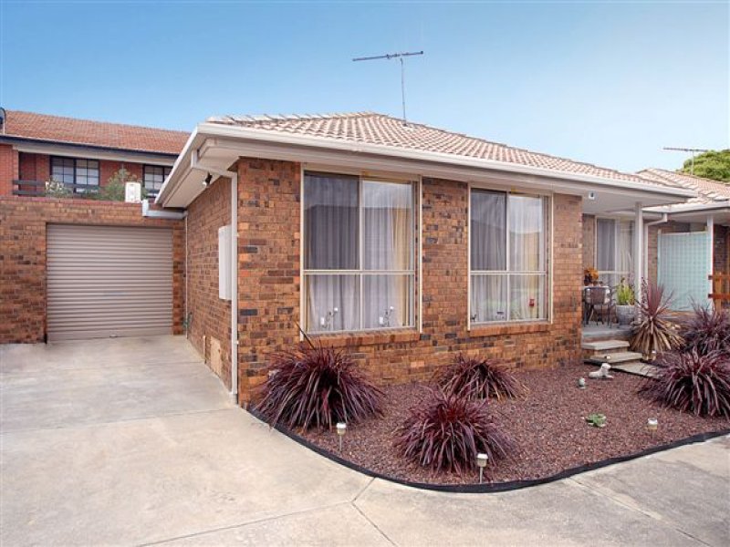 2/15 Rodd St, Dandenong, VIC 3175