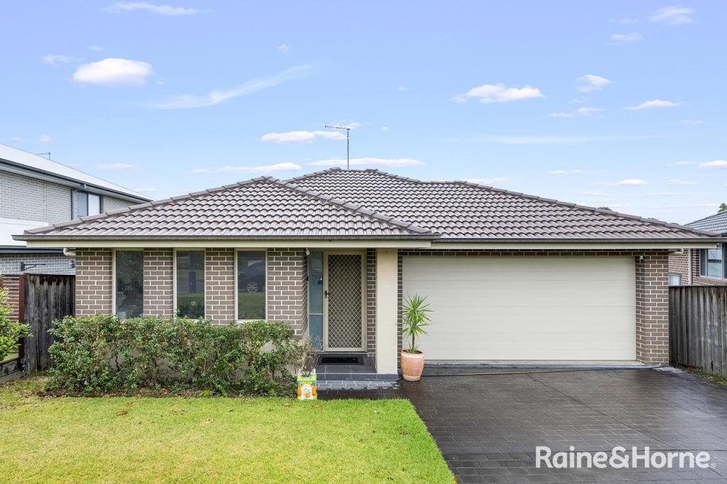 5 Dromedary Pl, Macquarie Links, NSW 2565