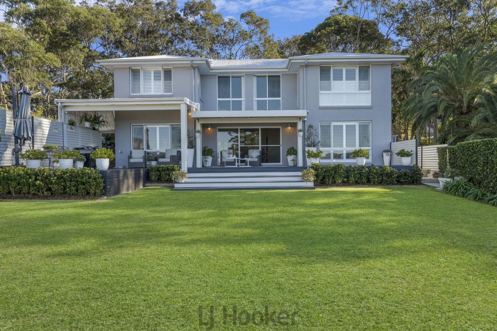 220 Skye Point Rd, Coal Point, NSW 2283