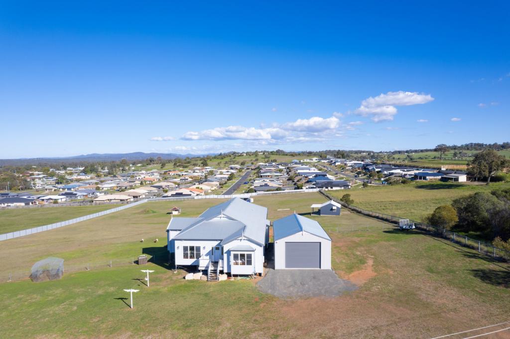 96 Glen Rd, Rosenthal Heights, QLD 4370