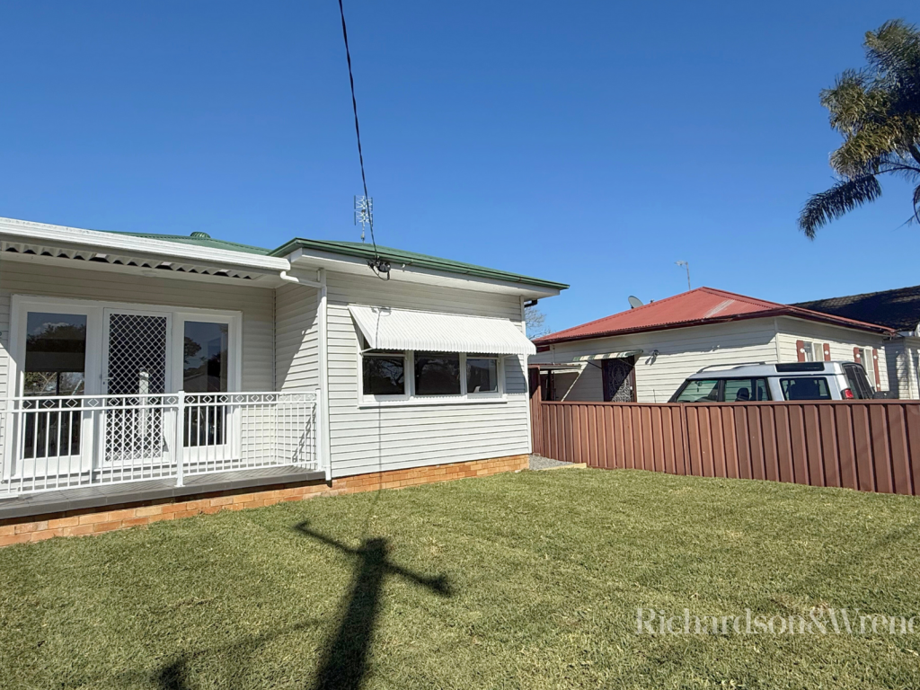 52 Britannia St, Umina Beach, NSW 2257