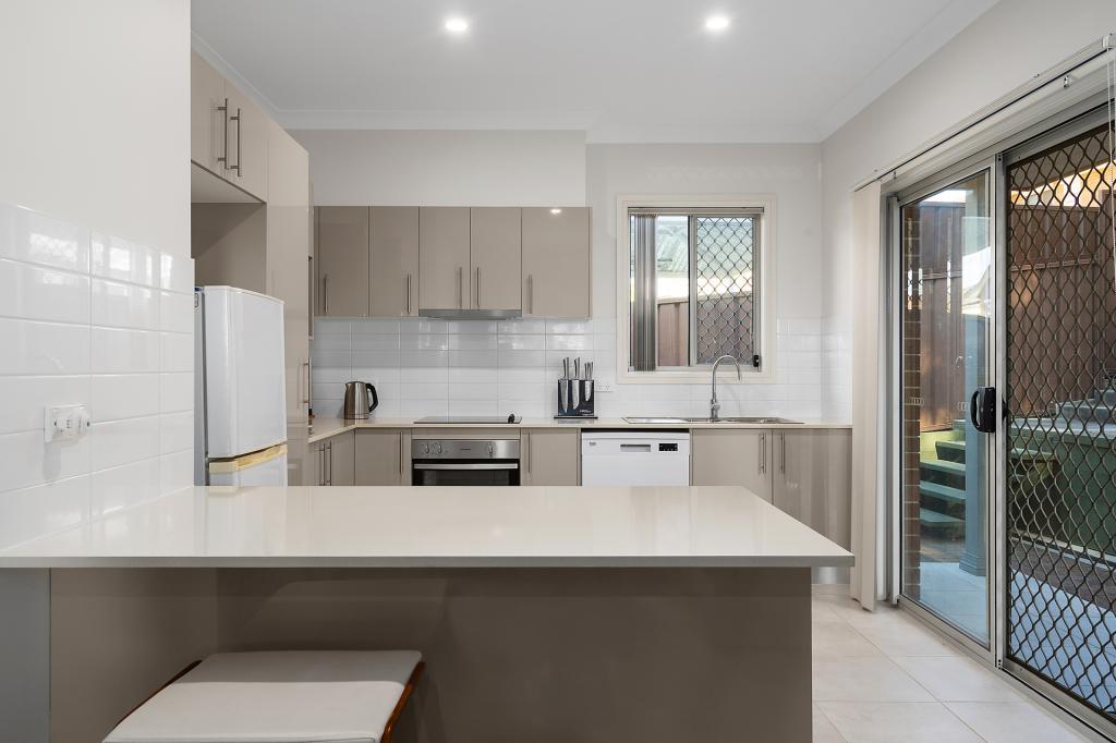 1a Footscray St, St Johns Park, NSW 2176