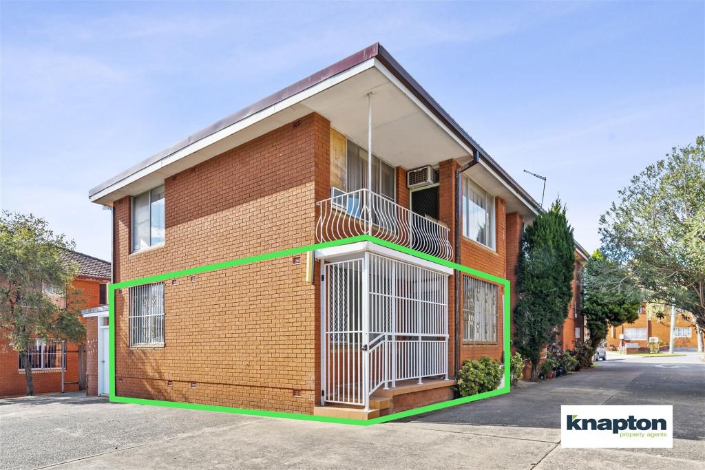 3/4 HOLLAND PL, LAKEMBA, NSW 2195