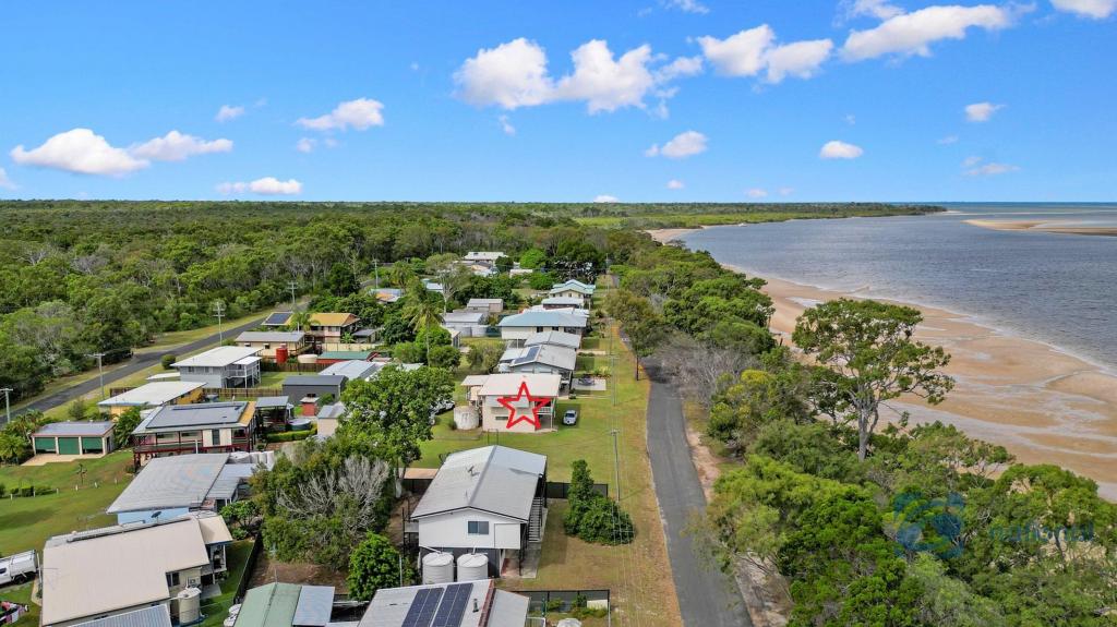 25 Walkers Point Esp, Woodgate, QLD 4660