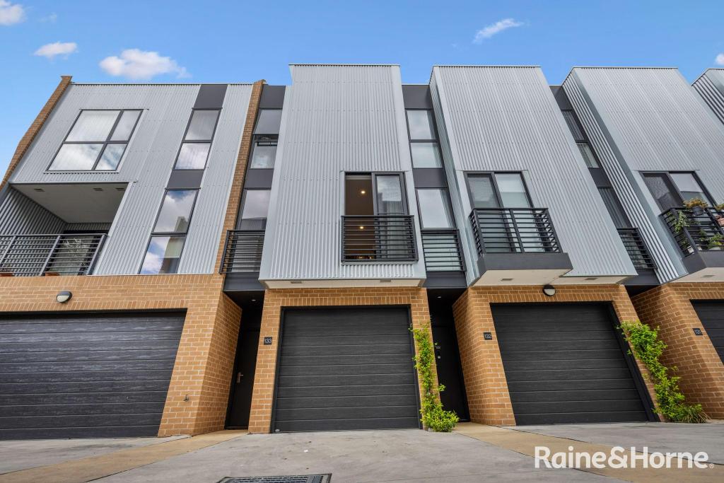 133/2 Woodberry Ave, Coombs, ACT 2611