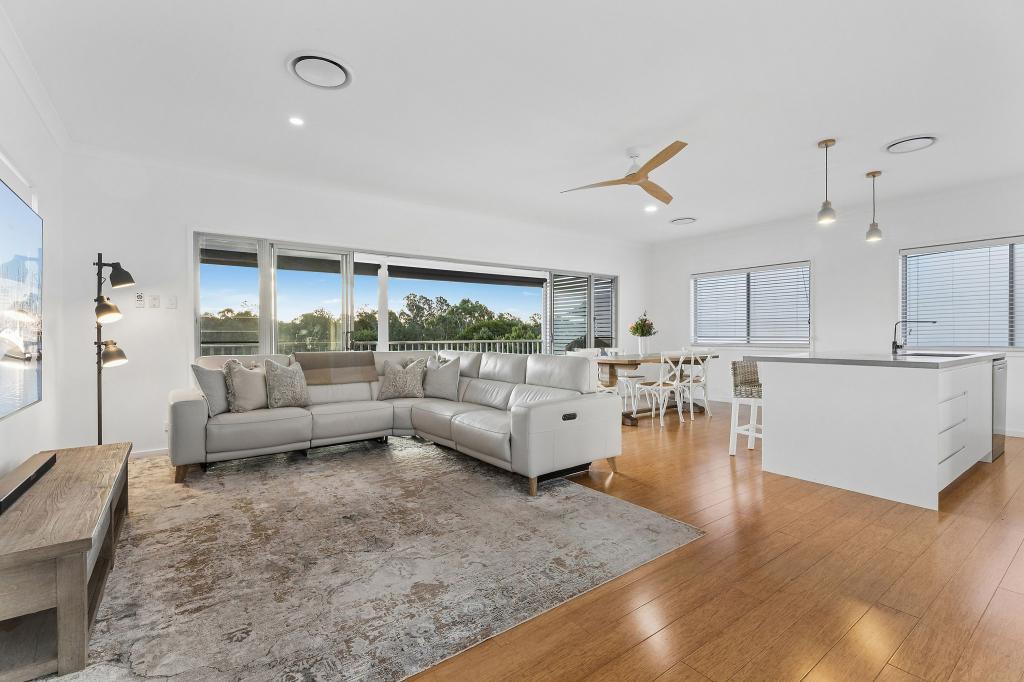 33 Robertson St, Sherwood, QLD 4075