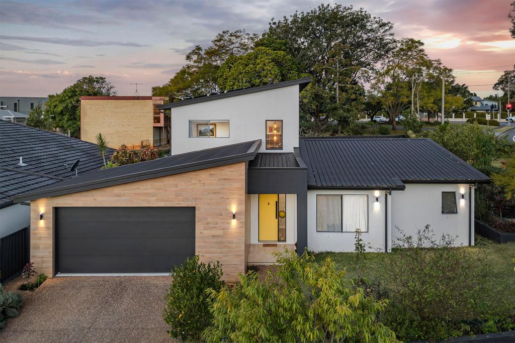 3 Splendid Dr, Bridgeman Downs, QLD 4035