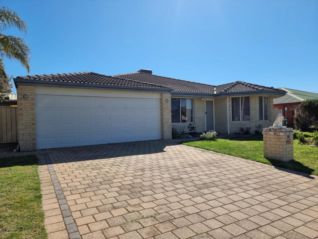 35 Eastwood Pde, Canning Vale, WA 6155