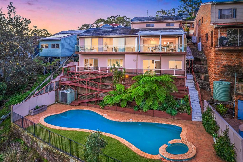34 Naranganah Ave, Gymea Bay, NSW 2227