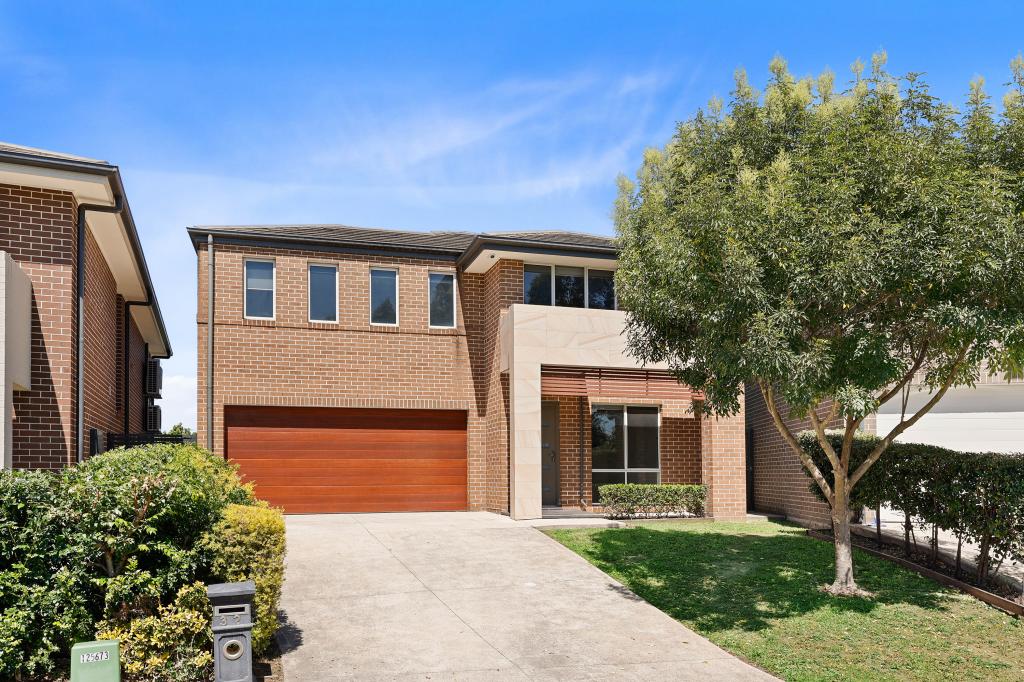 32 Alpine Pl, Carnes Hill, NSW 2171