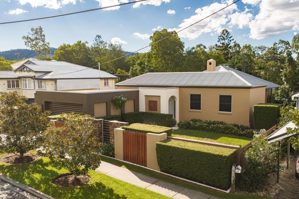 14 Goldieslie Rd, Indooroopilly, QLD 4068