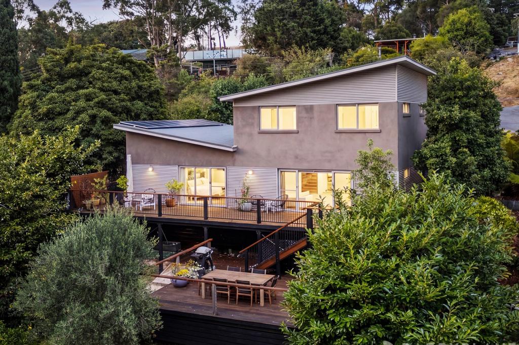 18 Jean St, Upper Ferntree Gully, VIC 3156