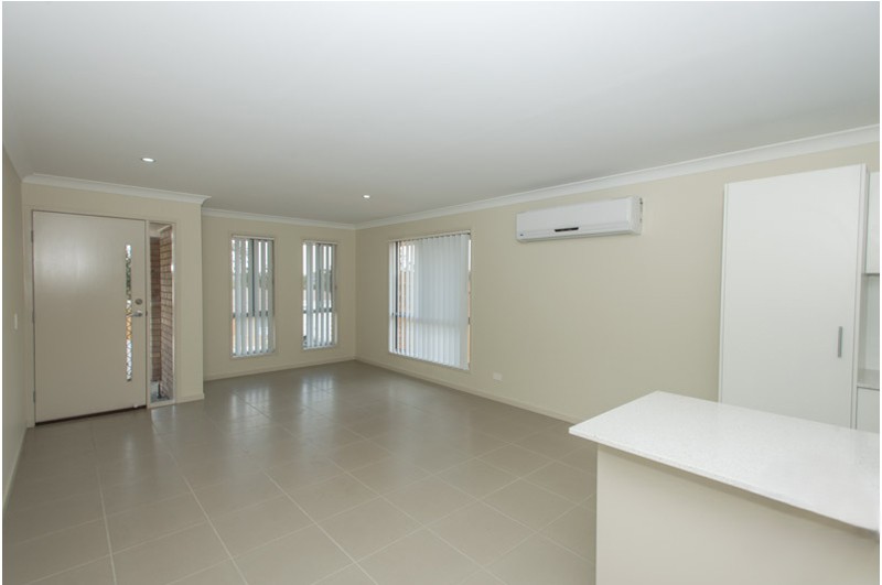 22 Bulmer St, Bellbird Park, QLD 4300