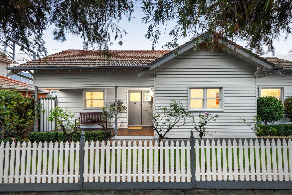 1 Gilmour St, Coburg, VIC 3058