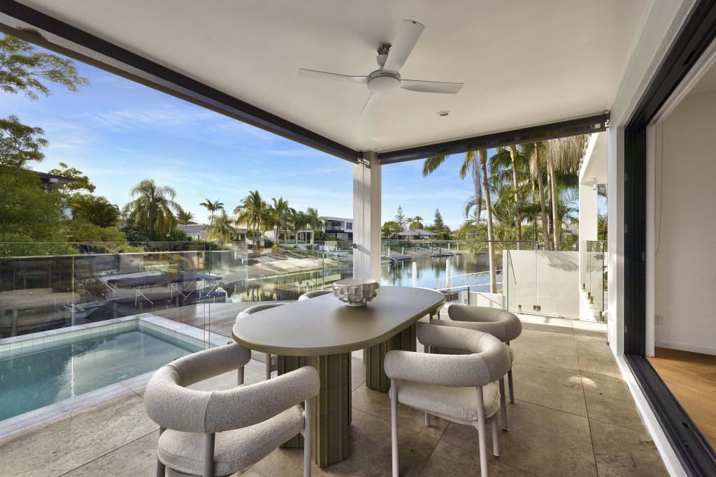 1/12 Sheridan Park Ave, Broadbeach Waters, QLD 4218