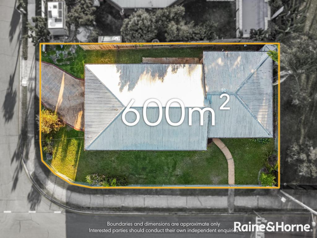 31 Purnell St, Kallangur, QLD 4503