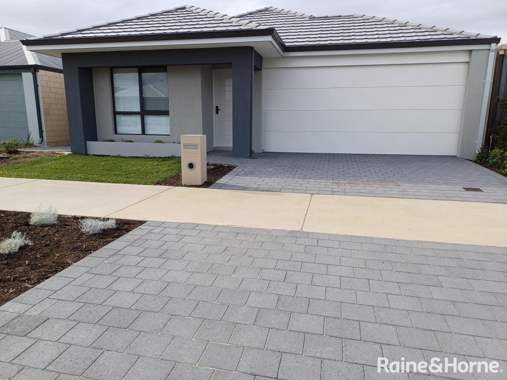 83 Serpentine Dr, South Guildford, WA 6055
