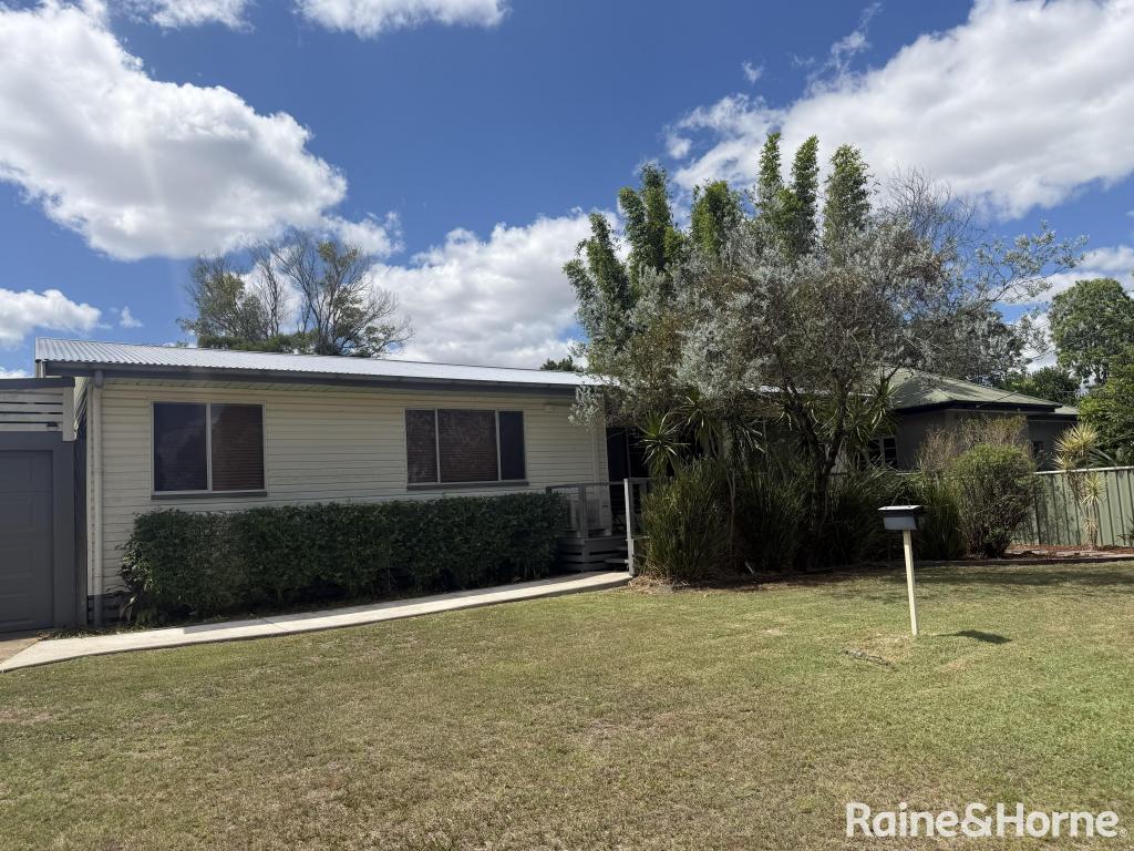 28 Coral St, Kingaroy, QLD 4610