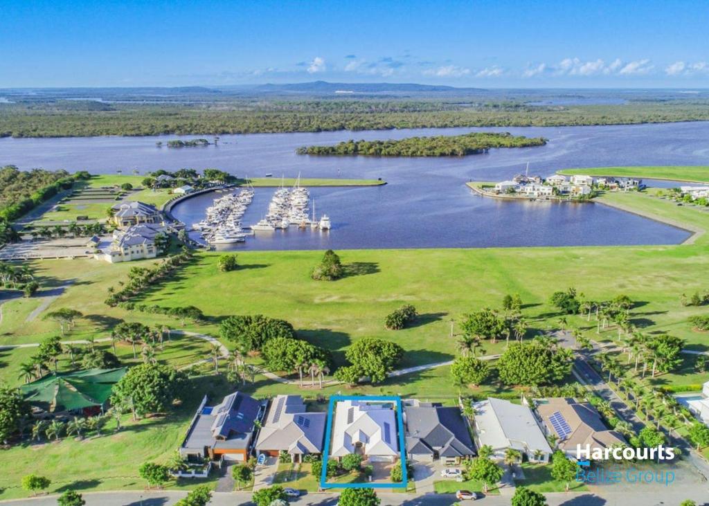 8 Marina Pde, Jacobs Well, QLD 4208