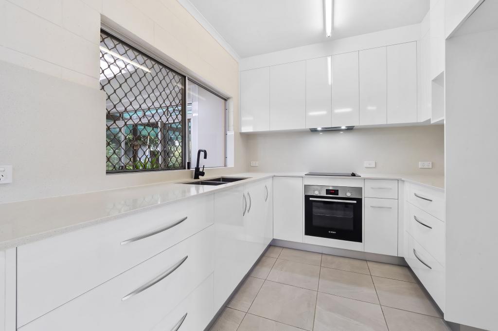 20 Malibu Cl, White Rock, QLD 4868