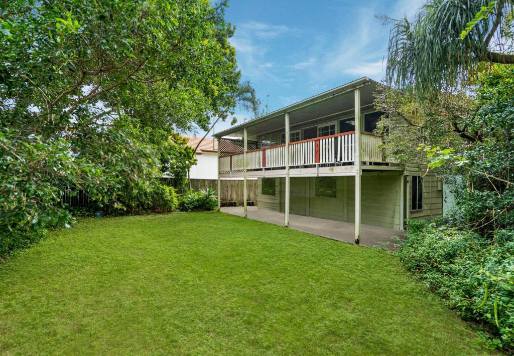 71 Leicester St, Coorparoo, QLD 4151