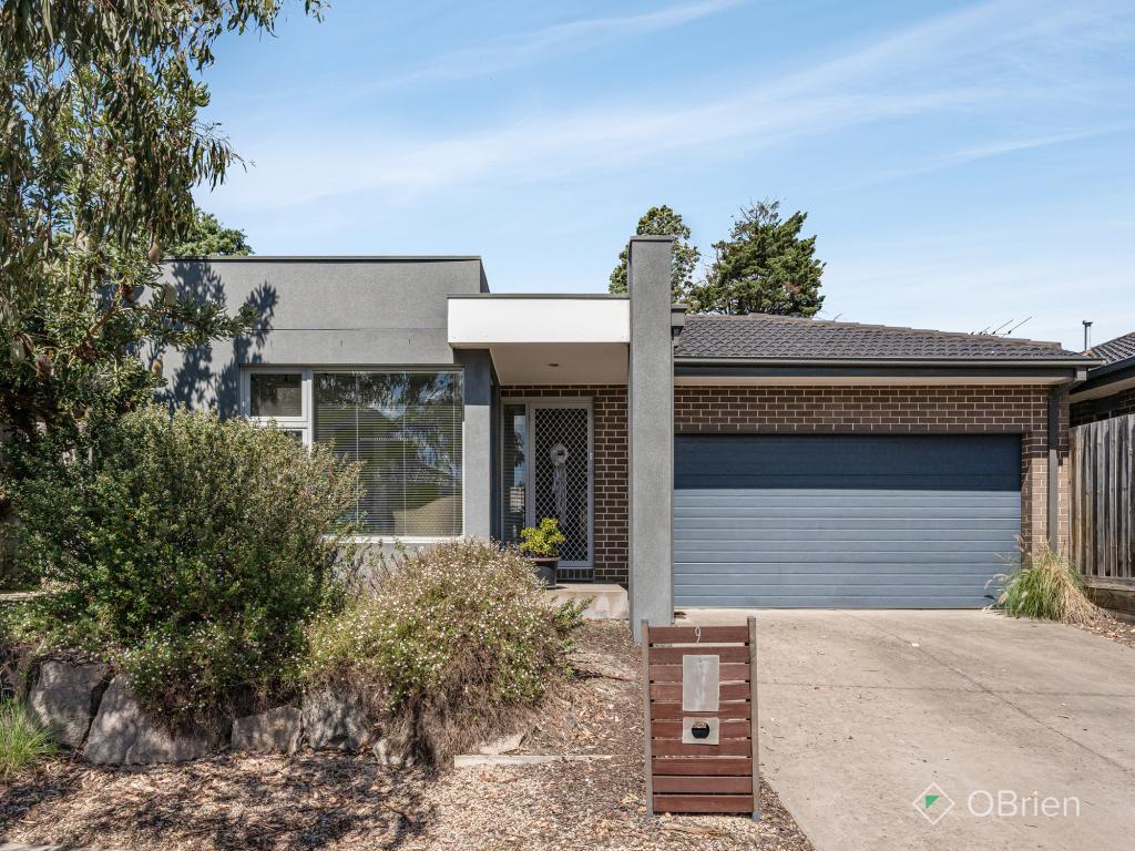 9 Blossom Way, Carrum Downs, VIC 3201