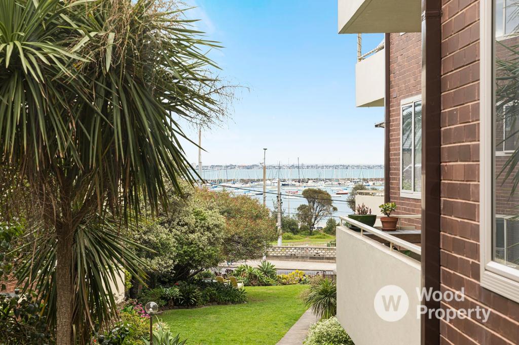 18/1 The Esplanade, St Kilda, VIC 3182
