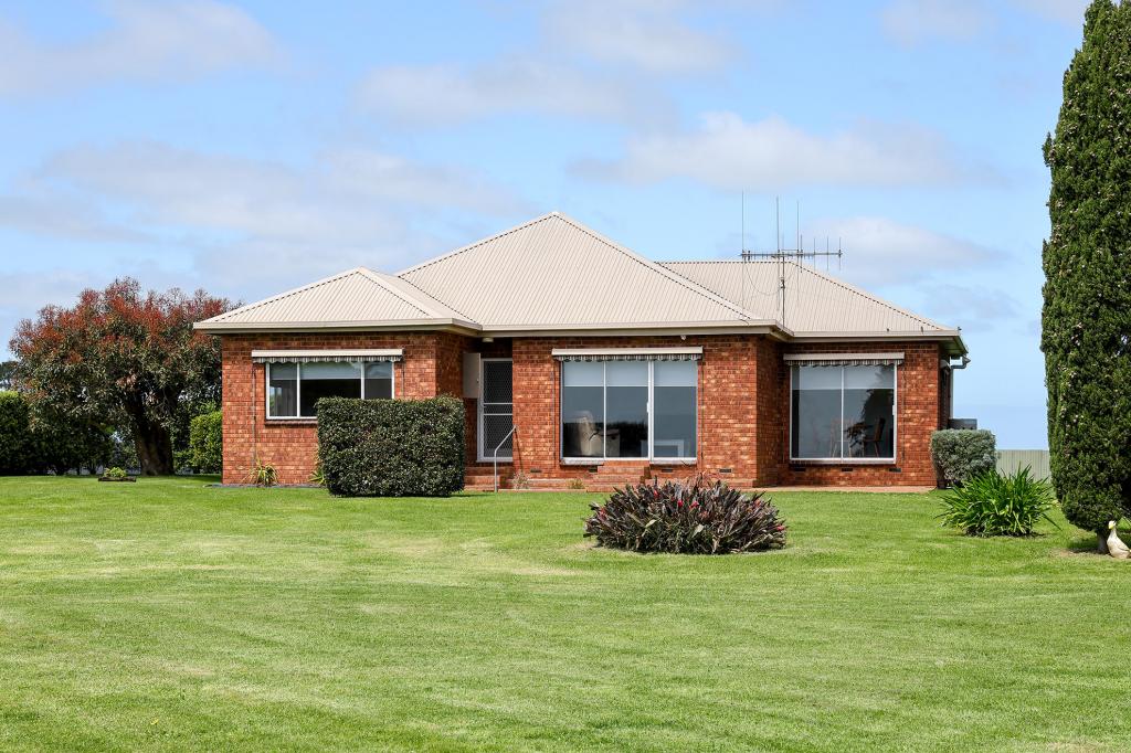 330 Cooramook Rd, Grassmere, VIC 3281