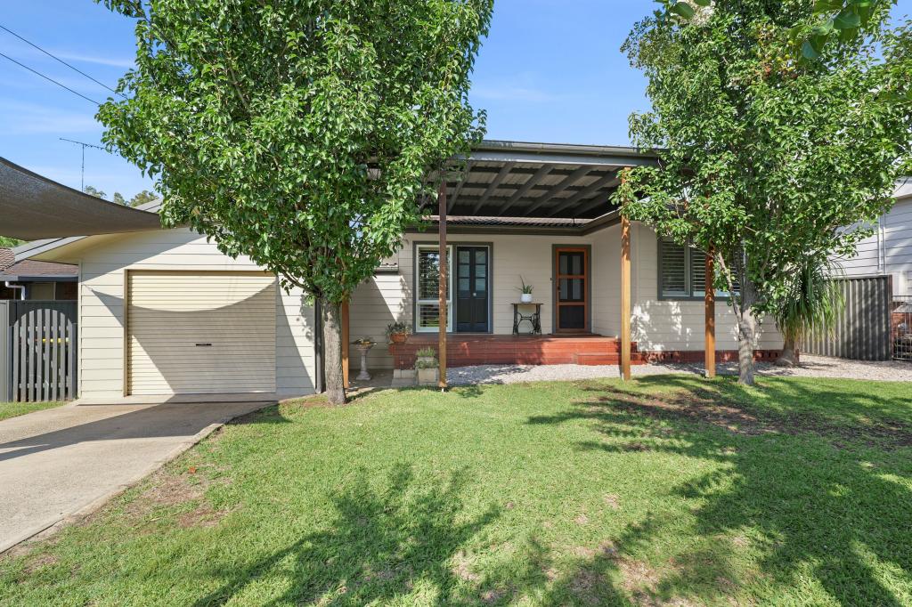 93 Luttrell St, Hobartville, NSW 2753