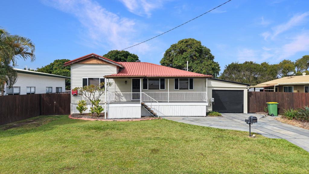 4 Ware Ave, Sarina, QLD 4737