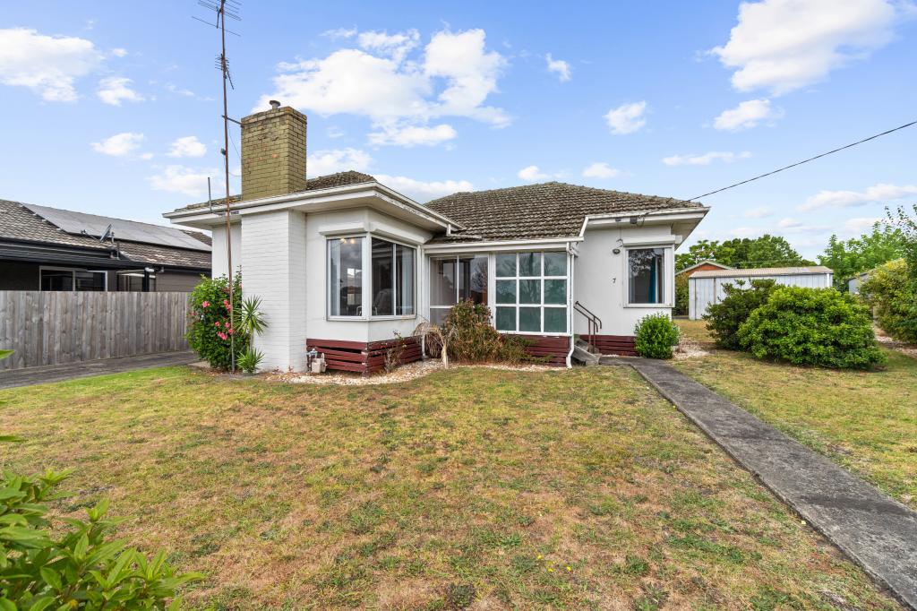 7 Mitchell Ct, Moe, VIC 3825